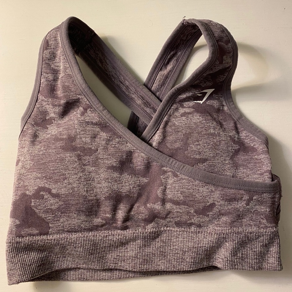 Gym shark camo sports bra